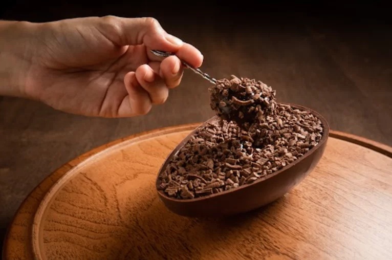 Receita de Páscoa: Ovo de Colher com Brigadeiro Gourmet.